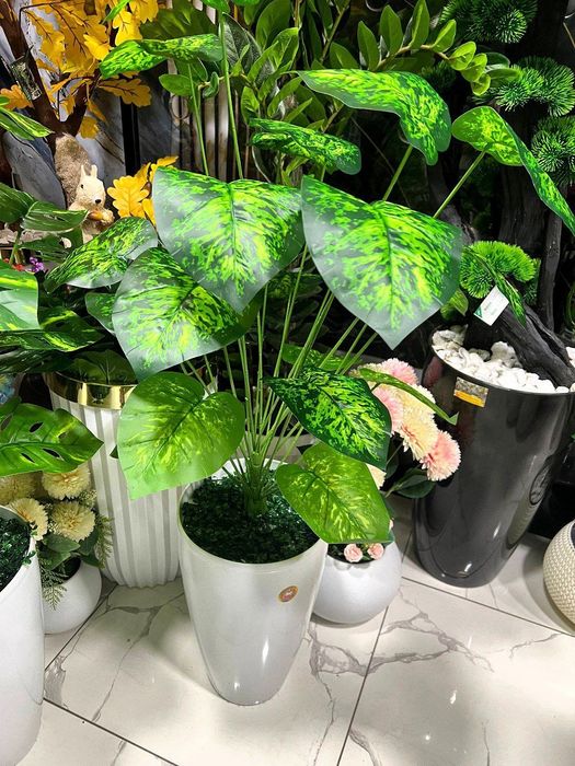 Suniy gullar va darahtlar искусственные цветы и деревья