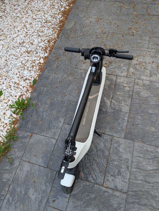 Trotinentă electrică NIU KQi 2 Pro