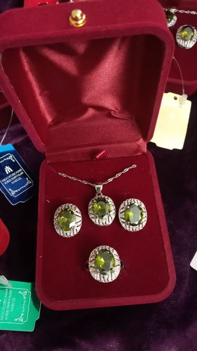 Серебрянные украшение