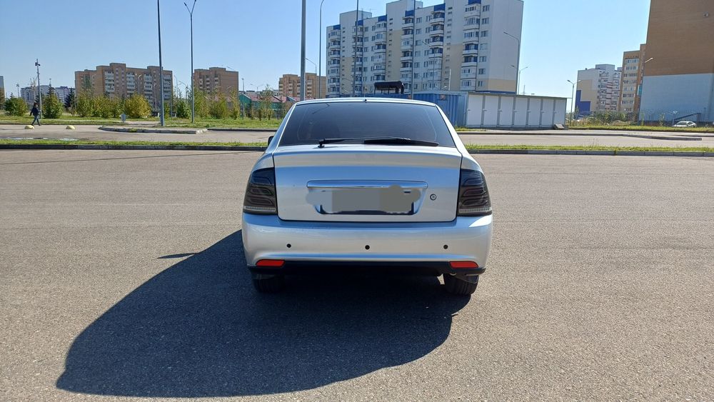 Продам Приора 2 люкс