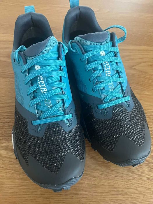 North Face Matryx 39.5