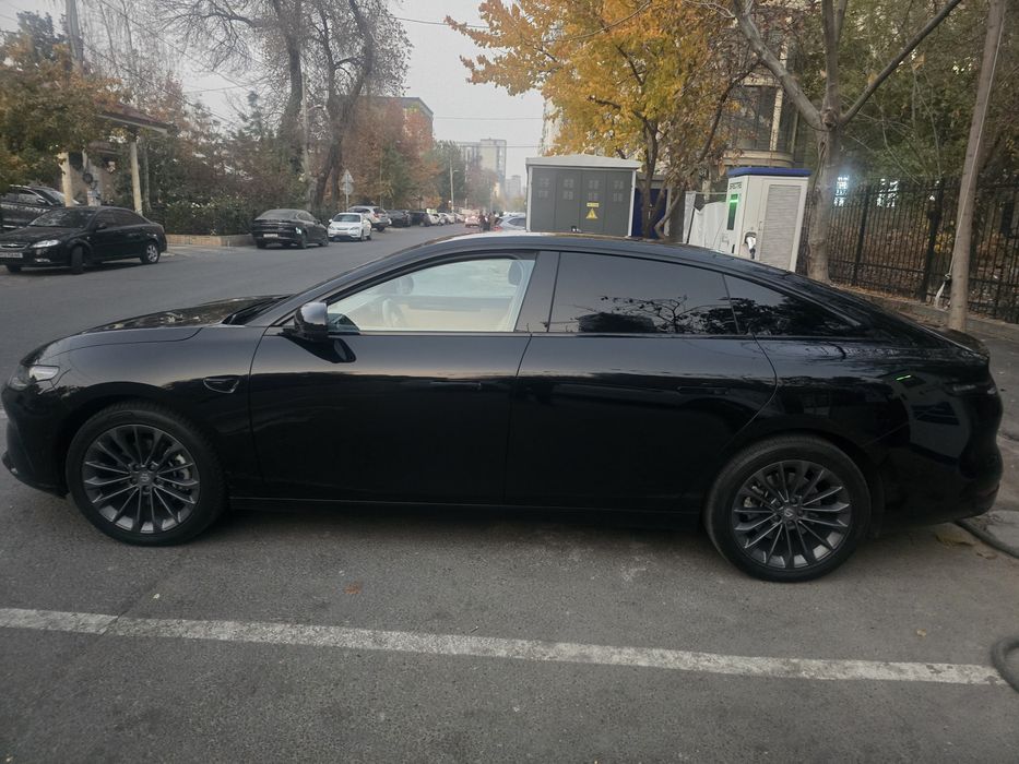 Машина в хорош в хорошем состоянии