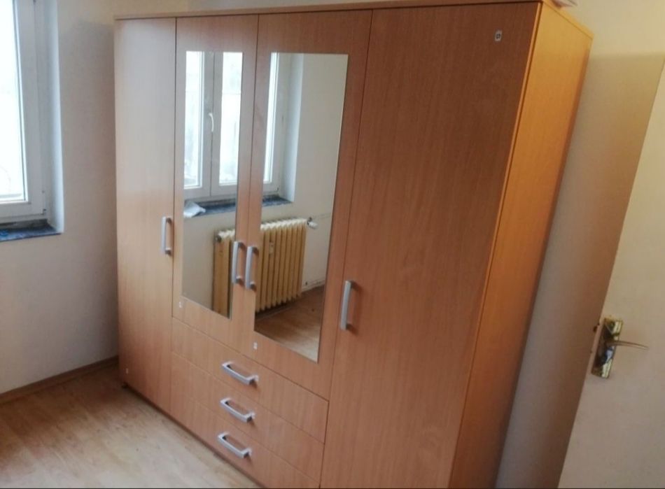 Montaje mobila / montare mobilier