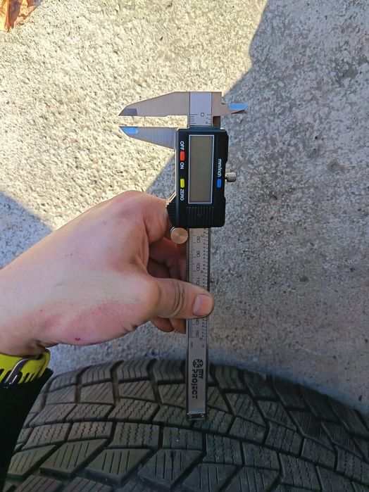 17ки железни джанти 5x108 със зимни гуми 225/55r17