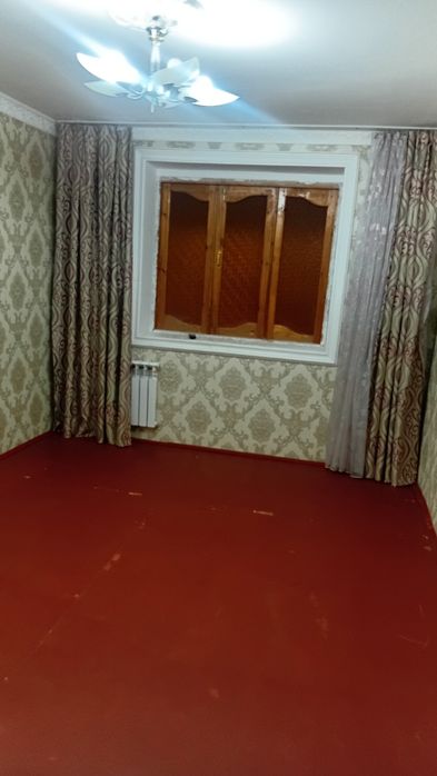 Продается 2 комнатная квартира с 6  метровой верандой