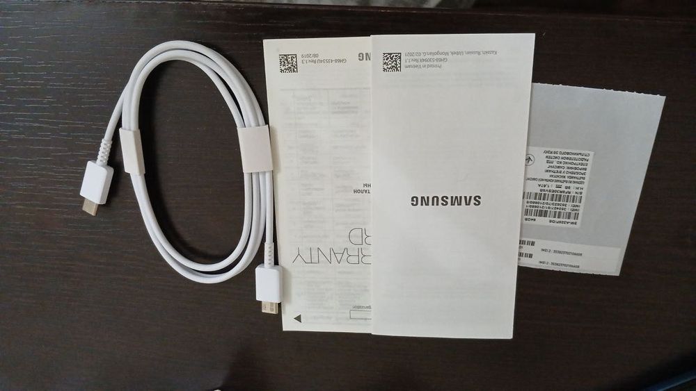 SamsungA32 64talik 2yil ishlatilgan karobka dokument bor holati yaxshi