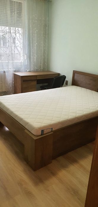 Дава се под наем Четиристаен апартамент в Плевен, Идеален център - 100 кв.м за 510 € - Снимка #5