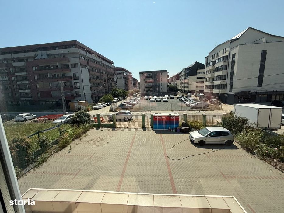 Spatiu comercial/birouri/clinica/fitness 650 mp