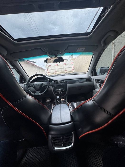 Шевролет жентра 2020