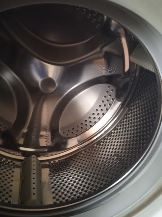 Машинка автомат продам