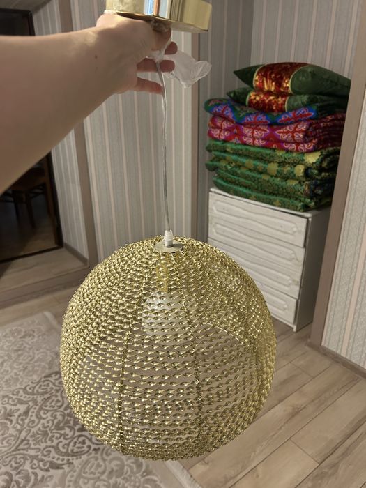 Продам лампы , люстры