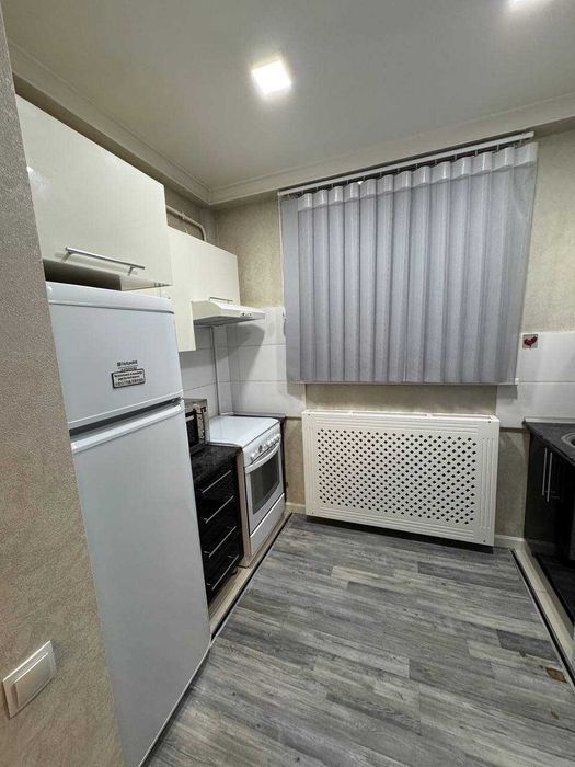 Аренда 2 комнатная  чиланзар 6 квартал 
Этаж 3  
2/3/4