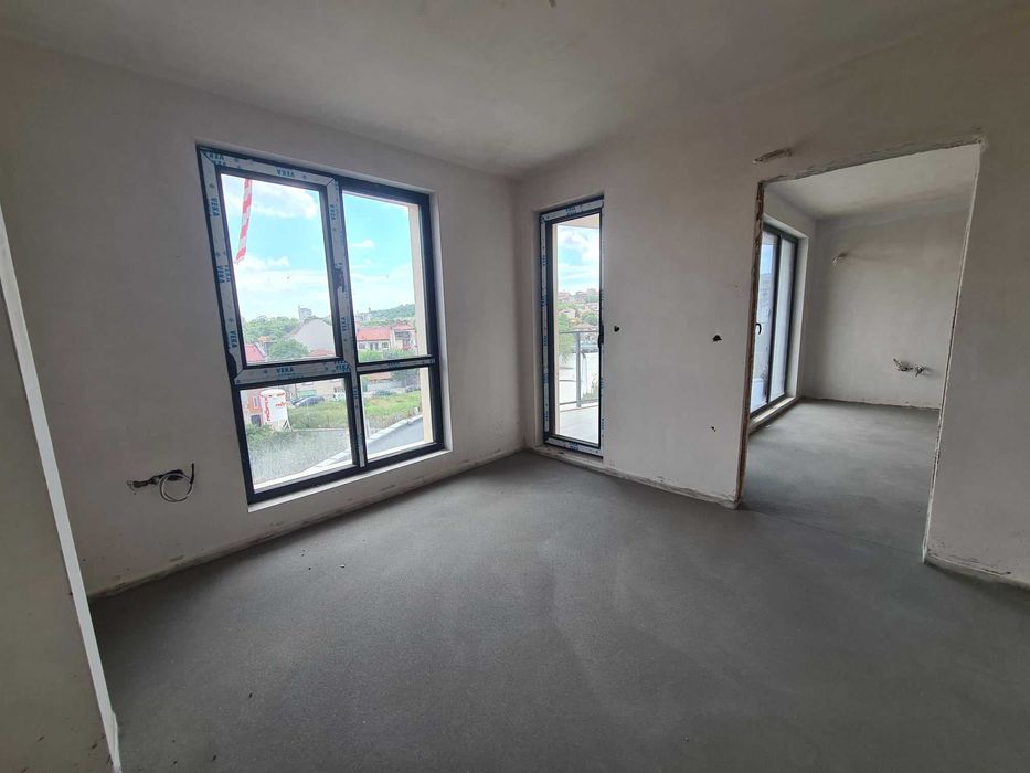 Продава се Тристаен апартамент в Хасково, Любен Каравелов - 87 кв.м за 898 €/кв.м - Снимка #4