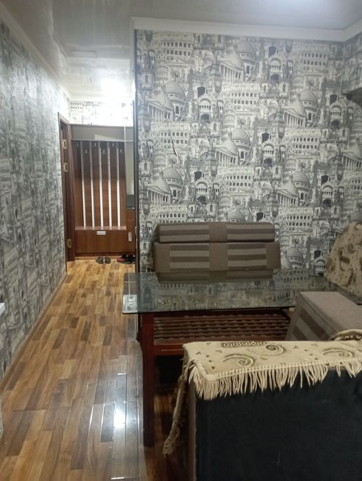 Сдаётся 1 комнатная на Бадамзаре