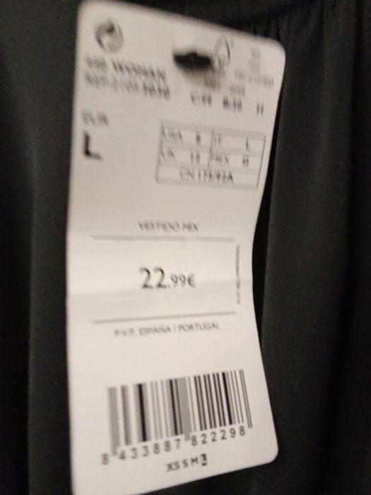 Платье женское. .