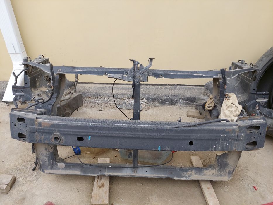 Лонжерон телевизор камри 40 45