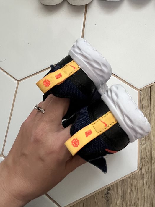 Маратонки Nike 21 номер