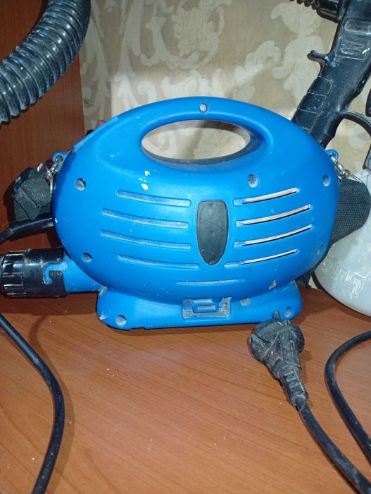 Aparat vopsit zugravit