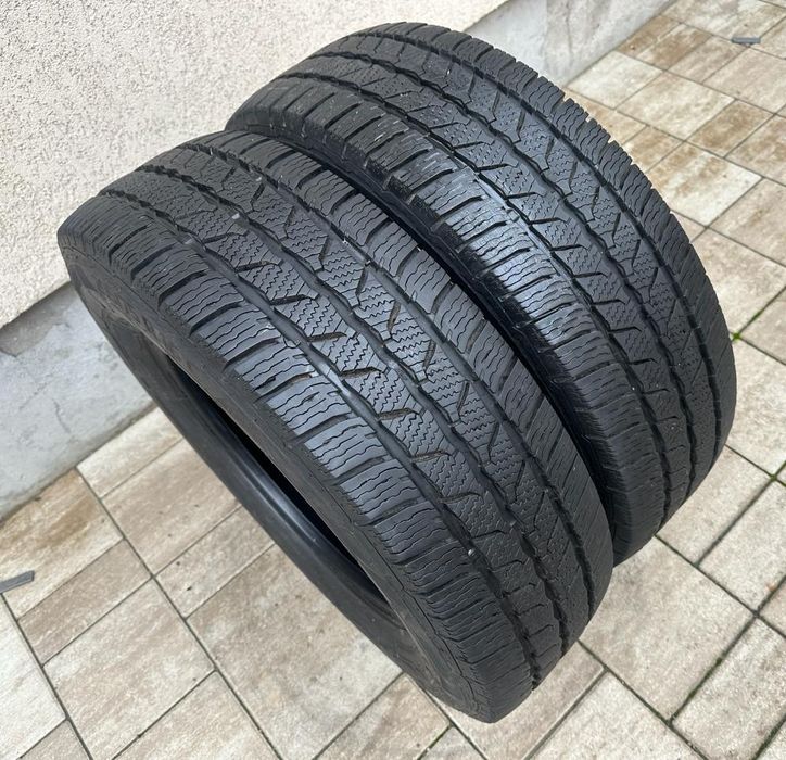 Set anvelope / cauciucuri iarna 205/75/16c Continental VanContact Wint