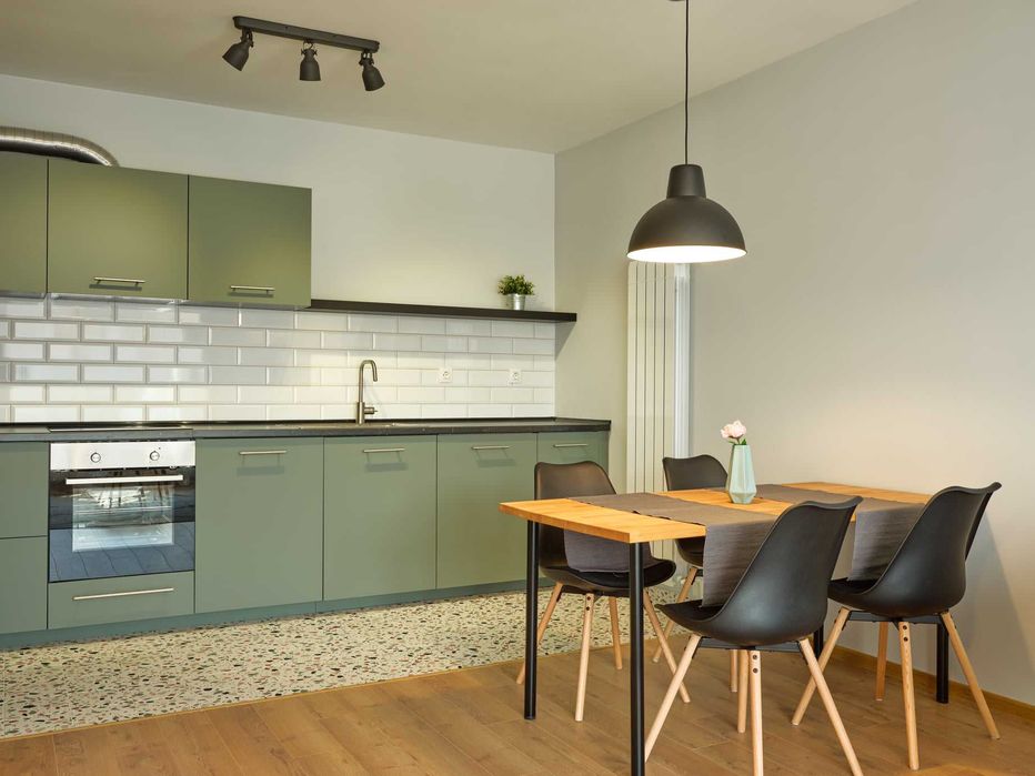 Дава се под наем Двустаен апартамент в София, Зона Б-5 - 71 кв.м за 400 € - Снимка #1