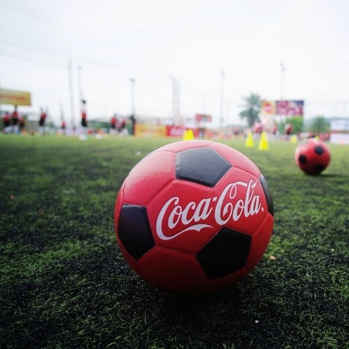 Coca Cola 2026 Koptok Yangi