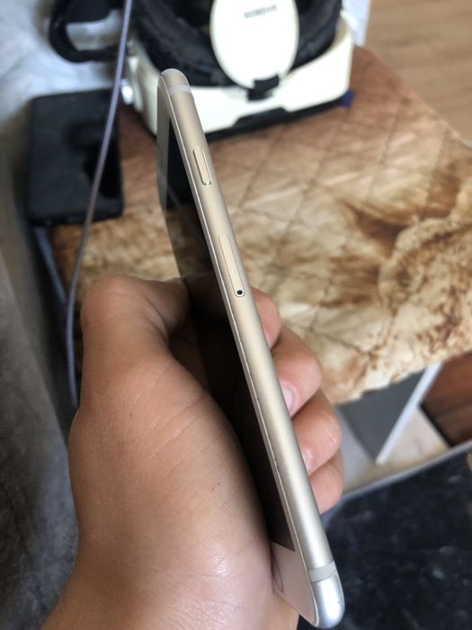 iPhone 7 продам.