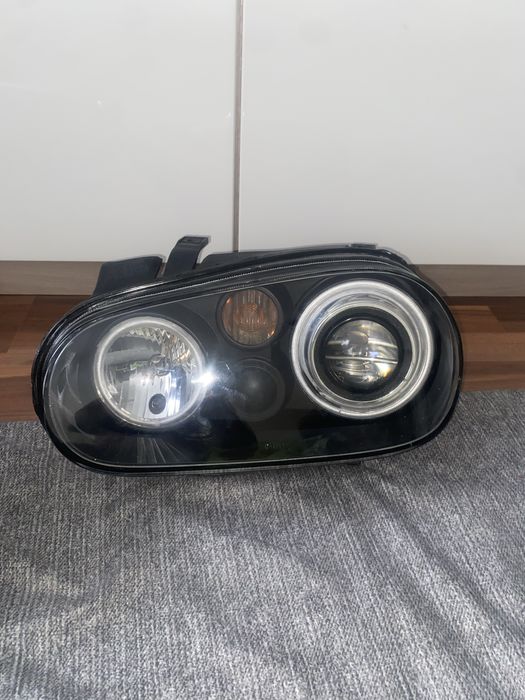 Faruri VW Golf 4