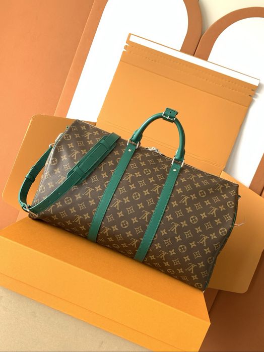Geanta Louis Vuitton , calitate premium , pe comanda , noua