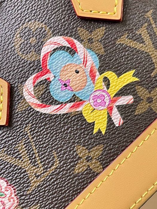 Geanta Louis Vuitton Nano Alma