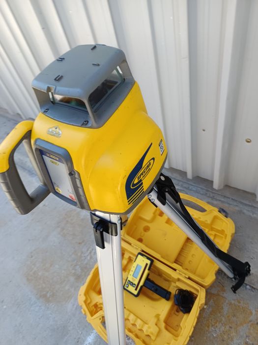 Set Laser Spectra profesional Hilti Nivela rotativa profesionala și laser de interior
