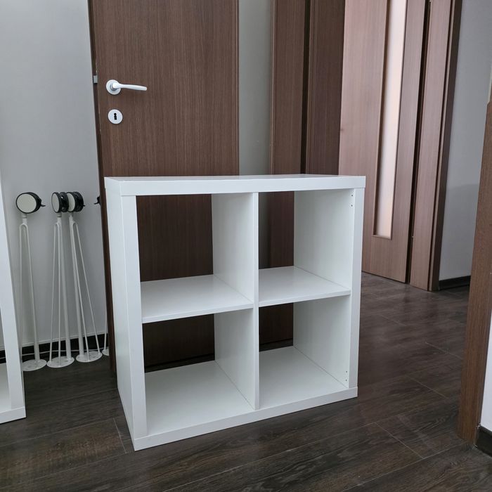 Etajera IKEA alba