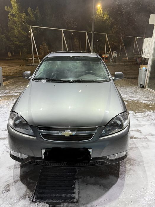 Gentra mokriy 2014 yil Xolati yaxshi aftamat benzinda yurgan faqat