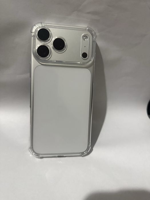 Iphone 17 Pro Max 256gb в идеале