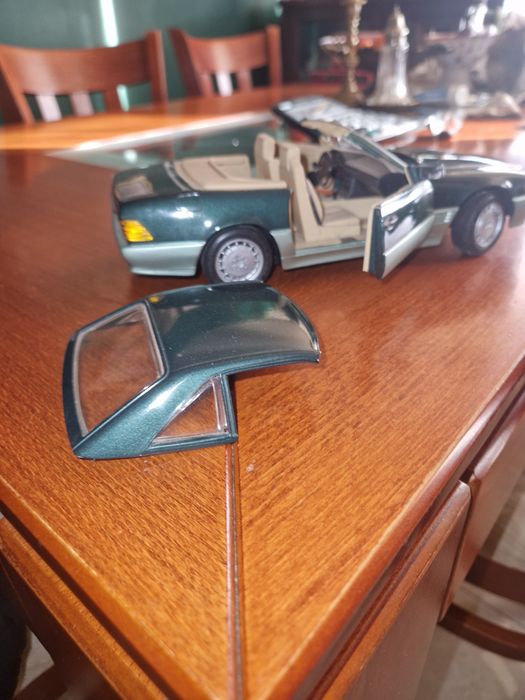 Мерцедес 500SL  1/18