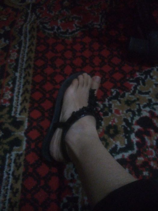 Slansiy ayollar oyoq kiymi. Xolati yaxshi, ko'p kiyilmagan .