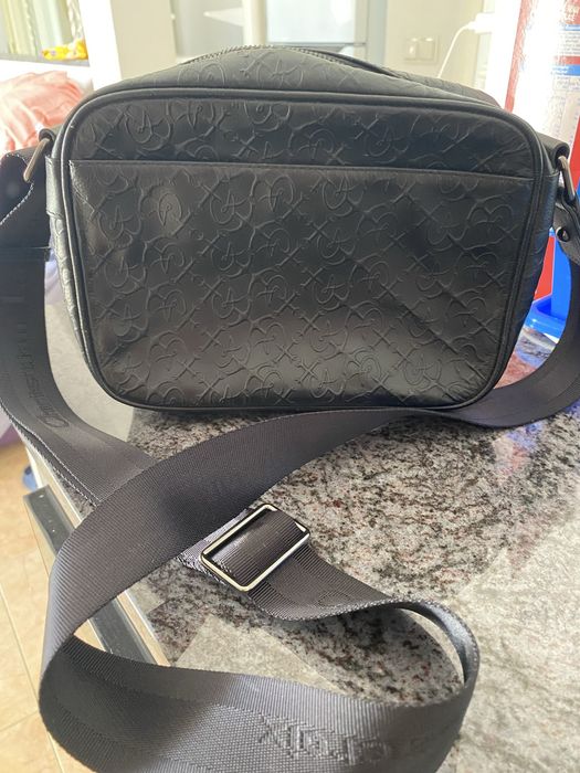 Borseta Barbati din Piele!Christian Lacroix