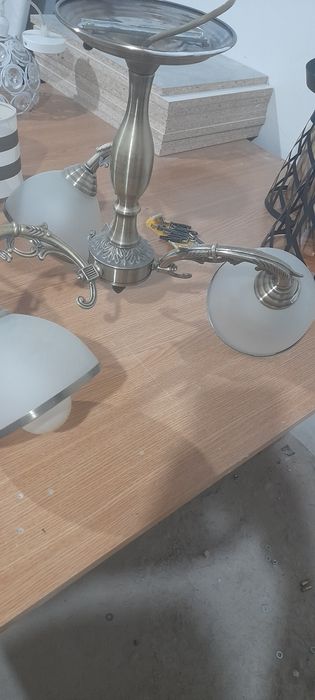 Люстрала уиге арналган