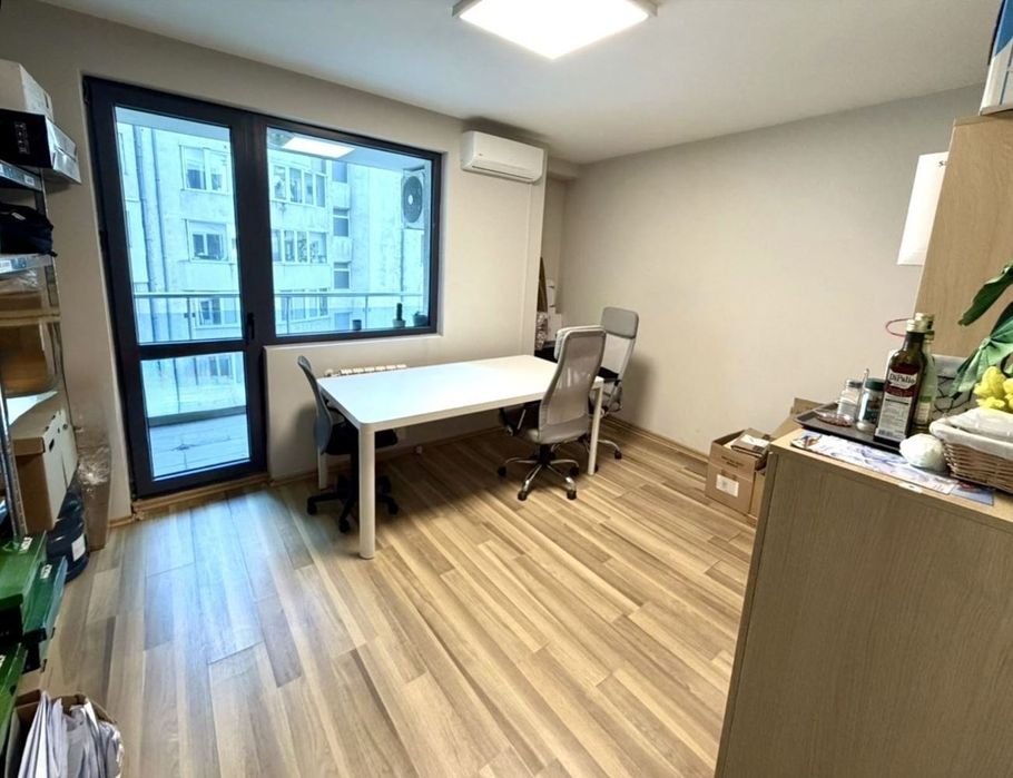 145 кв.м офис до метро България – 4 стаи, ТЕЦ, паркинг опция