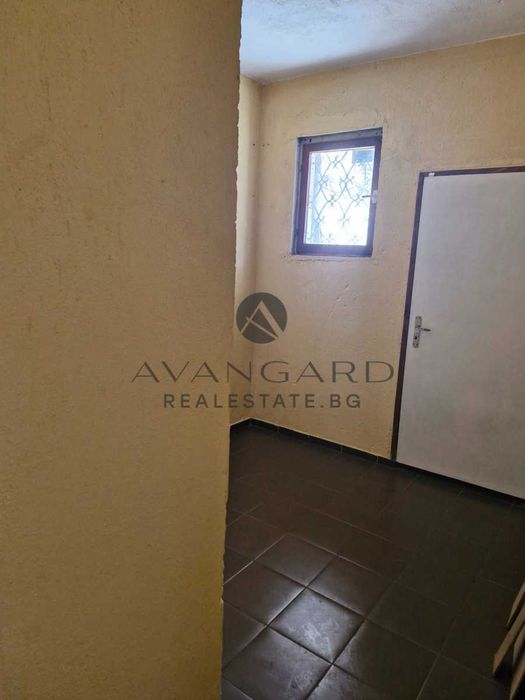 Продава се Магазин в Пловдив, Кършияка - 80 кв.м за 1428 €/кв.м - Снимка #5