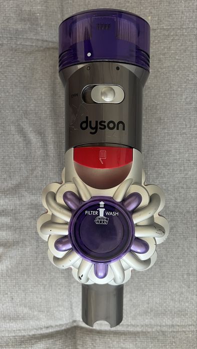 Corp Dyson V8 fara accesorii