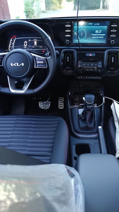 Продается Kia Sonet Full