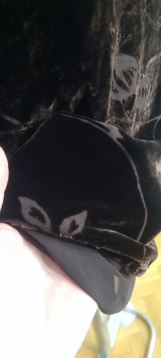 82% Viscoză, 18% Matase