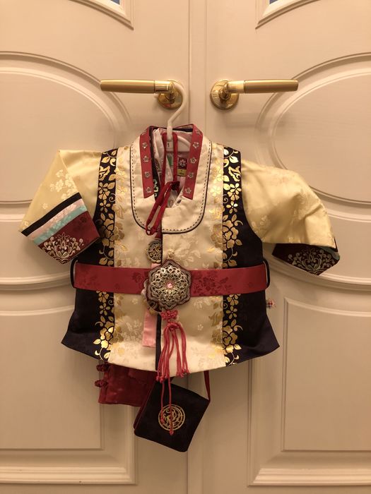 Детские корейские костюмы