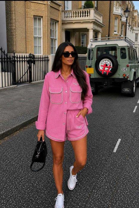 Compleu cămașă cu pantaloni scurți