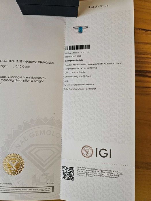 Пръстен, 14k бяло злато с естествени диаманти,  IGI сертификат