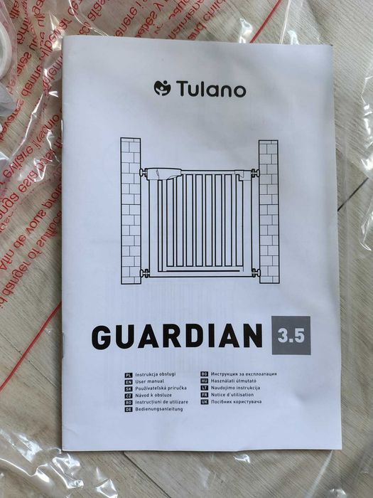Poarta siguranta Bebe Tulano Guardian 3.5 Stair Safety Gate, Children's Gate, Dog Gate