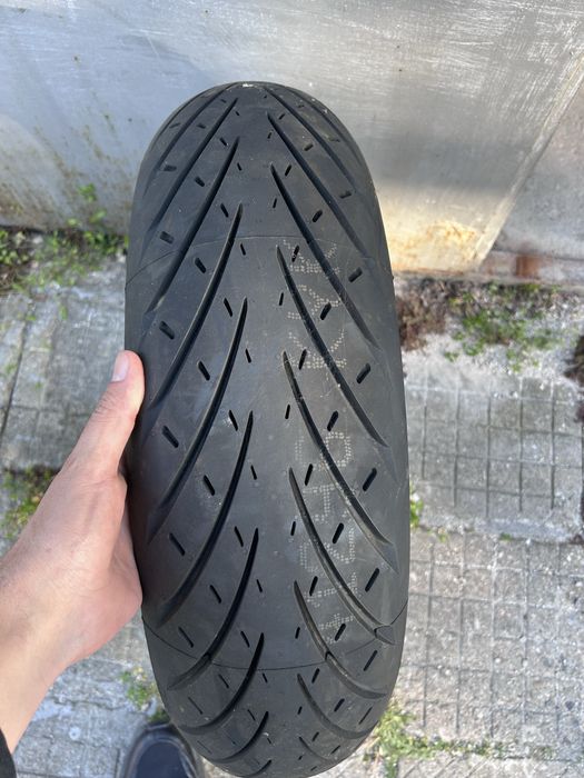 Гума за мотор Metzeler RoadTec 170/60/16