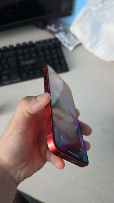 iphone 12 128Gb red