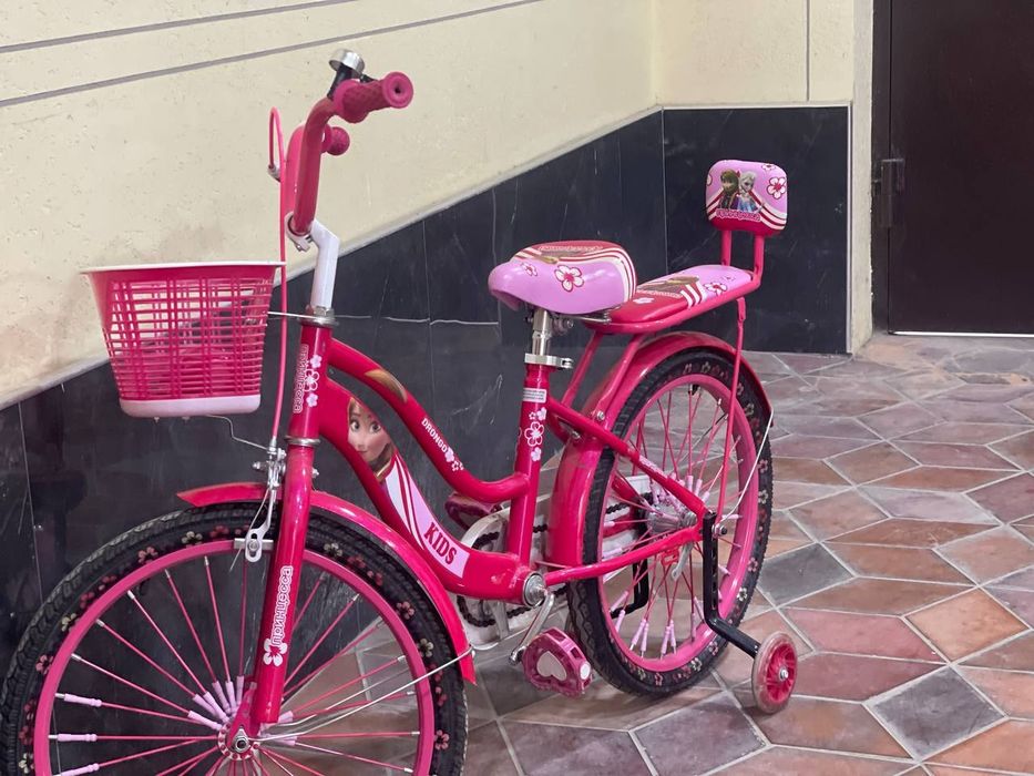 Продаеться детский велосипед