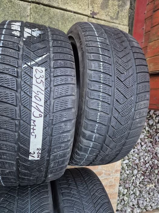 Vând cauciucuri 235/40/19 M+S 2și2 imp Germania